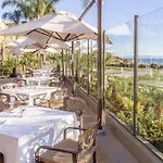 Dolphin Bay Resort And Spa 